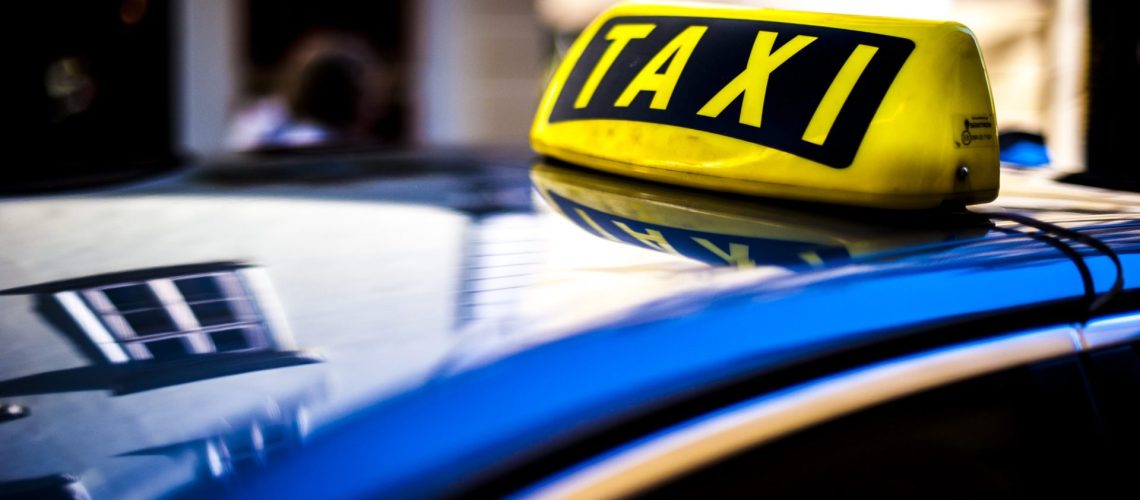 taxi-e1635074574694